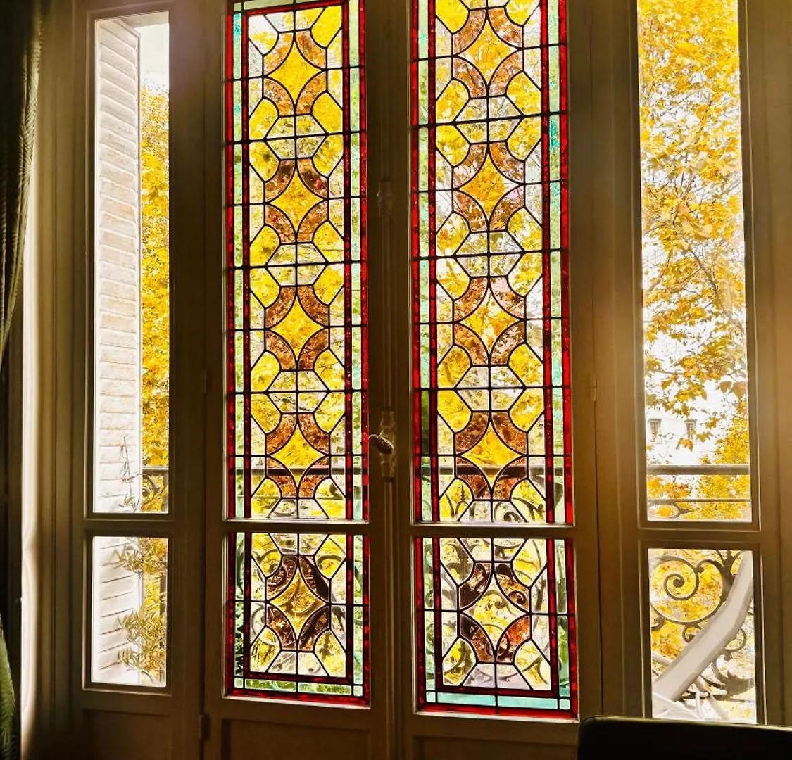 아파트 Charme, Confort Et Tradition A Cote De Montmartre 파리 프랑스