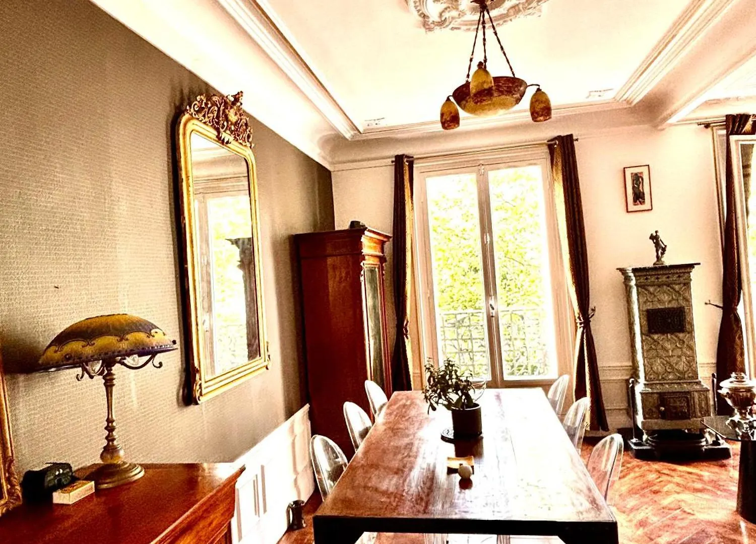 Charme, Confort Et Tradition A Cote De Montmartre 파리 0*,  프랑스
